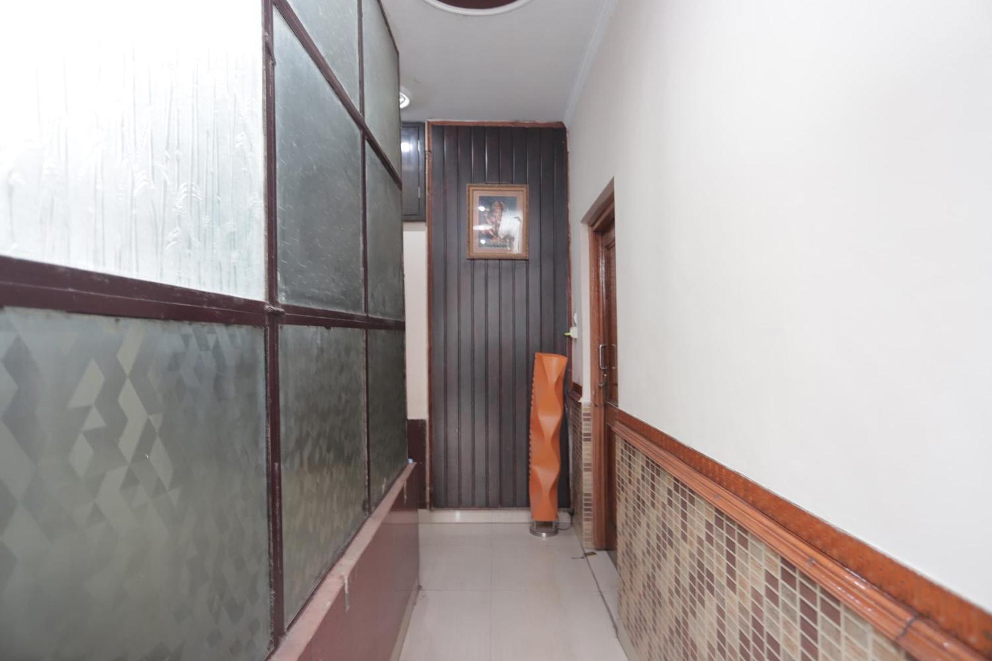 Narayani Guest House By Grb Kankhal Екстер'єр фото